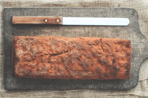 パン生地がベタベタになる理由は？まとまらない原因と対処法